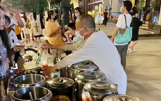 Cụ ông bán nước mát hảo tâm bị mạng xã hội vùi dập