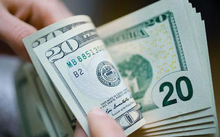 Bí mật của người phụ nữ thường xuyên đổi tiền USD tại Khu du lịch Bà Nà Hills