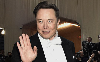 Elon Musk là CEO được trả lương cao nhất hành tinh năm 2021