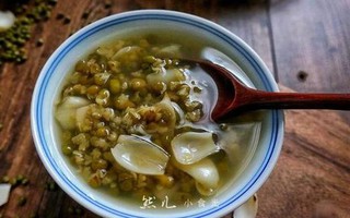 7 lưu ý khi ăn chè đậu xanh giải nhiệt mùa hè kẻo rước họa vào thân