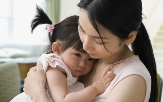 Mẹ bỉm thừa nhận: ''Mình rụt rè, tự ti là kết quả của những phương pháp giáo dục sai lầm này và sẽ không bao giờ lặp lại điều đó với các con''