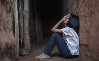 Chuyên gia tâm lý chỉ ra các giai đoạn KHỦNG HOẢNG của trẻ: Giai đoạn 3 dễ gây HẬU QUẢ nếu cha mẹ không nắm rõ