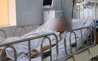 8 sinh viên ở TP.HCM bị ngộ độc rượu, 2 người tử vong, 6 người nhập viện