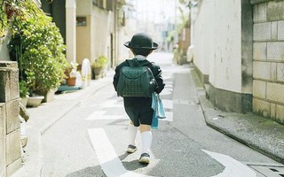 Lý do người Nhật thường để trẻ em tự đi bộ đến trường thay vì đưa đón