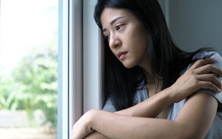 Chồng mất tích 9 năm, lúc gặp lại tôi tức điên khi thấy bộ dạng của anh