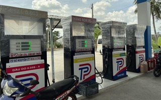 Vụ "tước giấy phép 5 doanh nghiệp xăng dầu": Hàng ngàn cây xăng đóng cửa?