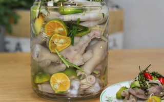 Rùng mình vì quy trình "hồi sinh" chân gà đen sì, ôi thiu thành trắng phau, mập mạp: Nguy cơ ung thư và suy thận rất cao