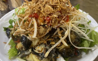 Mê mẩn đặc sản gỏi ốc bươu chợ Cồn