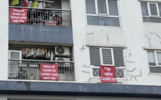 Diễn biến mới vụ hàng trăm hộ dân chung cư ở Hà Nội yêu cầu làm rõ nguồn nước sạch gây mẩn ngứa