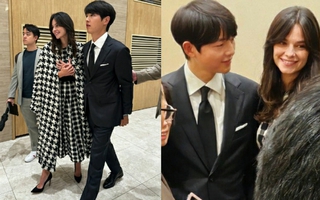 Song Joong Ki đưa vợ Tây dự hôn lễ em gái mà như đi thảm đỏ: Katy đẹp hẳn sau sinh, cách tài tử nhìn bà xã gây sốt