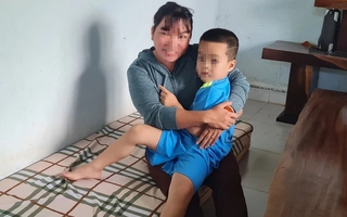 Có người xin nhận lại bé trai 4 tuổi bị bỏ rơi nhưng thông tin "mập mờ"