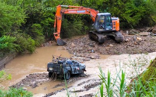 4 du khách Hàn Quốc bị lũ cuốn trôi đều đã thiệt mạng