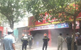 Hà Nội: Siêu thị tại quận Cầu Giấy bất ngờ bốc cháy