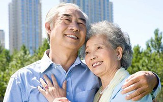 Tuổi 64, vợ chồng tôi chi 1,7 tỷ, lái xe đi du lịch khắp nơi: Để nhà cùng “khổ” thế này, tôi hối hận lắm!
