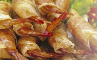 Bánh ít lá gai, nem chợ Huyện, chả ram tôm đất và rượu bầu đá Bình Định được vinh danh
