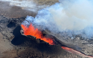 Iceland hứng cả ngàn trận động đất một ngày