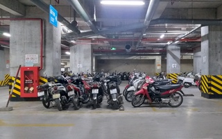Chủ đầu tư có được tự ý tăng giá dịch vụ, giá trông xe trong hầm chung cư không?