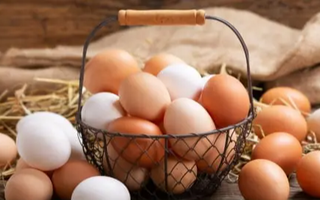 Cách nhận biết trứng để quá lâu