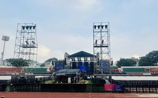 BTC show Westlife khắc phục thiếu sót cho D-2: Lều chắn tầm nhìn đã hạ xuống, khán đài dọn sạch sẽ