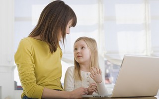 5 điều cần dạy trẻ thuộc lòng để phòng tránh lạc đường