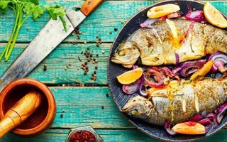 Cá giàu omega 3, nếu kết hợp với thực phẩm này sẽ gây ra các bệnh về tiêu hóa