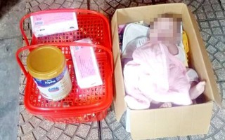 Sáng sớm phát hiện bé gái 6 tháng tuổi trong thùng giấy trước cửa nhà
