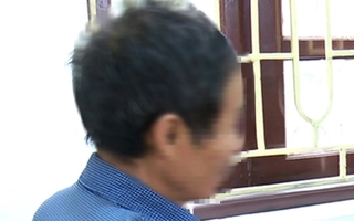 Nhận cuộc gọi lạ, 2 người đàn ông đem gần 400 triệu đồng chuyển cho kẻ gọi điện