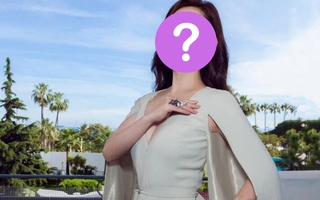 Sao nữ bị phụ tình vì mang danh "kém sắc nhất màn ảnh", nhờ chi 7 tỷ mua bảo hiểm mí mắt mà sự nghiệp bùng nổ