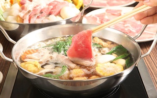 Tại sao không nên ăn lẩu quá 2 tiếng và không quá 2 lần/tuần? Lý do sẽ khiến bạn giật mình vì trước giờ toàn làm sai