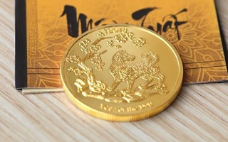 Đồng xu đúc bằng vàng có phải là vàng miếng?