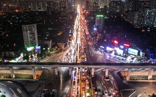 Hà Nội: Dân về quê nghỉ Tết Dương lịch, đường vành đai 3 ùn tắc từ chiều đến đêm