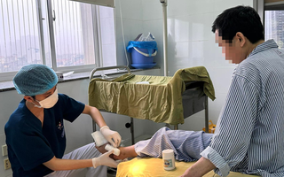 Phải cắt 2 bàn chân trong 3 tháng vì biến chứng đái tháo đường