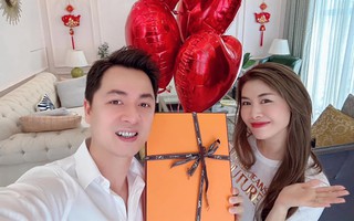 Đăng Khôi chuẩn "chồng nhà người ta", chi 130 triệu mua dép hiệu tặng bà xã ngày Valentine