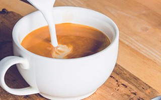 Cách uống cà phê khiến bạn già đi nhanh hơn