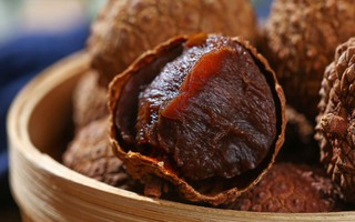 Loại thực phẩm 'gây tổn thọ' mà chuyên gia không dám ăn, giới trẻ lại ưu chuộng