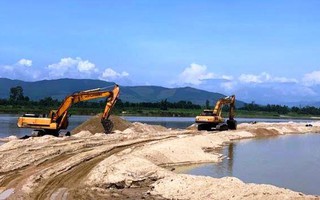 Một "siêu" mỏ cát ở Quảng Ngãi được đấu giá lên đến 380 tỉ đồng