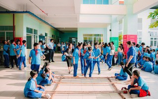 TP HCM: Thực hư thông tin nhà trường đuổi hàng loạt học sinh vì nợ học phí?