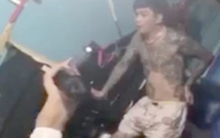 Người mẹ trong đoạn video nghi ép bé 3 tuổi sử dụng ma túy khai gì?