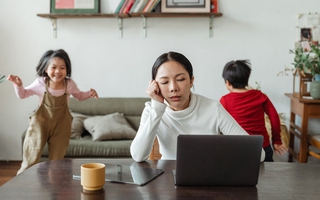 7 bí mật giúp người mẹ vừa chăm con vừa đi làm luôn cảm thấy hạnh phúc
