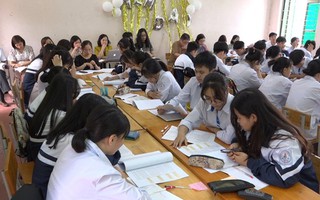 SGK Ngữ văn lớp 10 chương trình mới: Có quá tải với giáo viên và học sinh?