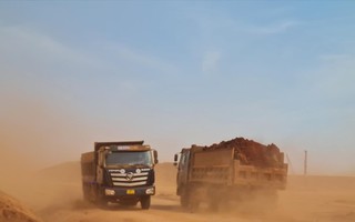 Dân ở dự án sân bay Long Thành: Điêu đứng vì 'bão bụi'