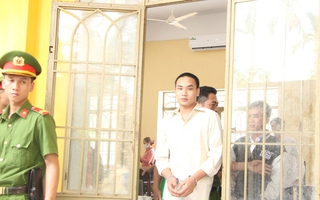 Khuyên hàng xóm nhậu ít, người đàn ông bị đâm chết