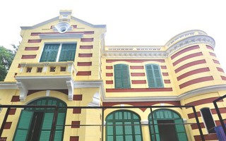 Tu bổ công trình biệt thự cổ 49 Trần Hưng Đạo: Đã tìm ra màu sơn gốc