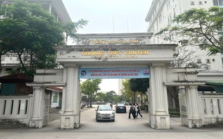 Nữ sinh lớp 10 trường chuyên tự vẫn, phụ huynh khóc ngất, đau lòng quá!