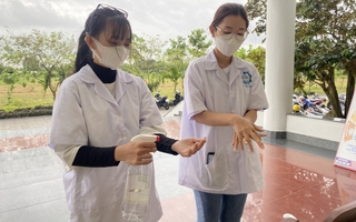 Dịch COVID-19 có nguy hiểm đến mức phải “học online”?