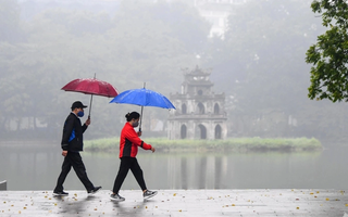 Hà Nội lại sắp đón mưa phùn, nồm ẩm kéo dài