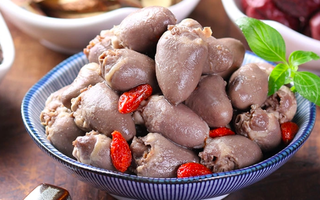Một bộ phận của con gà được ví bằng "siêu thực phẩm", vừa ngon vừa tốt cho khí huyết, bổ cho da
