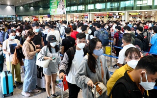 Giá vé máy bay dịp 30/4 cao ngất ngưởng, Cục hàng không chỉ đạo "nóng"
