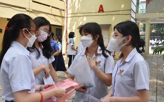 Học phí cản bước vào lớp 10 trường tư