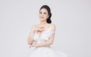 Hoa hậu Phan Kim Oanh nói lí do Mrs Grand Vietnam dời lịch chung kết